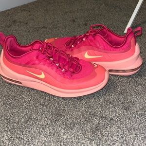 Nike air max need gone ASAP